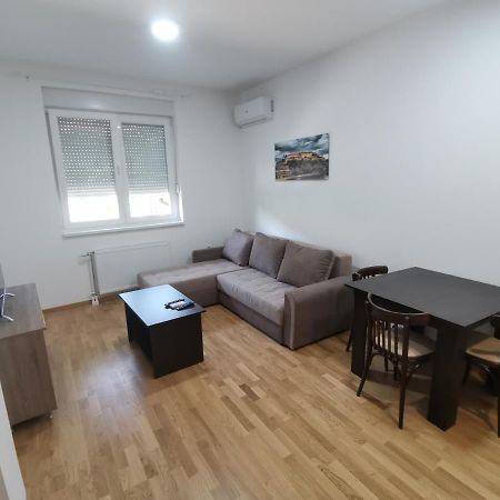 Magi Apartments Novi Sad Exterior foto